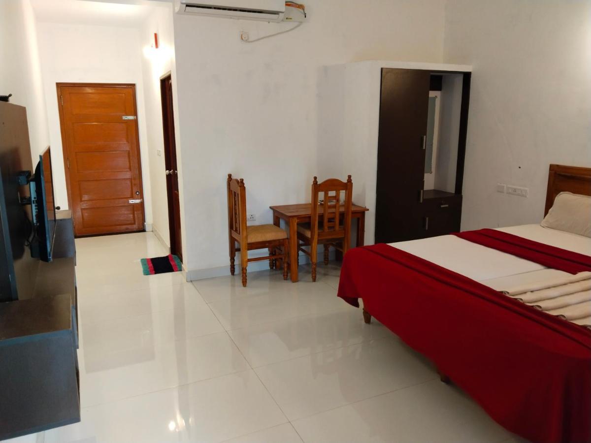 Hotel Neptune Kovalam Thiruvananthapuram Zewnętrze zdjęcie